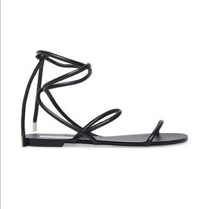 Black tie up sandals 🖤